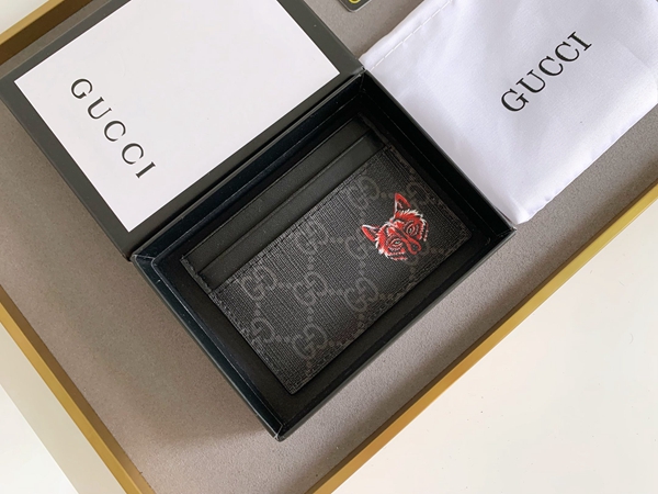 グッチ財布コピー正面デザイン